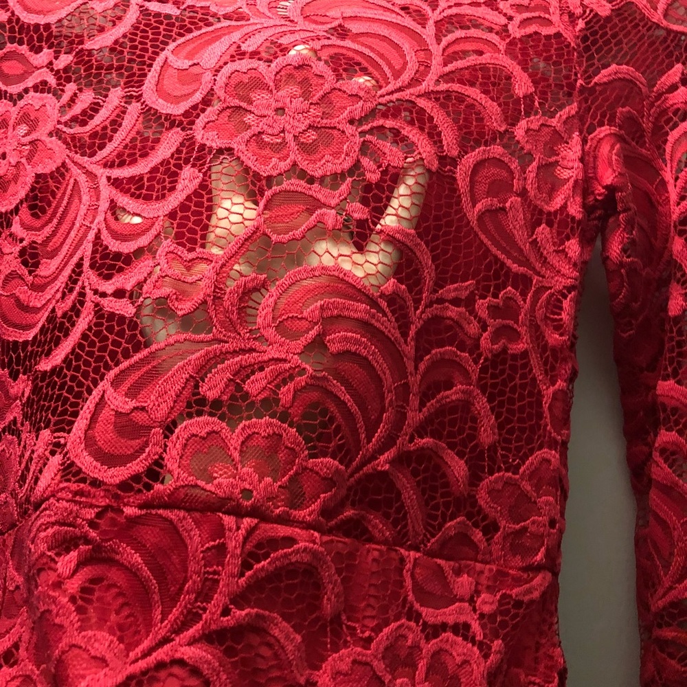Dress - Picture 4 of 4